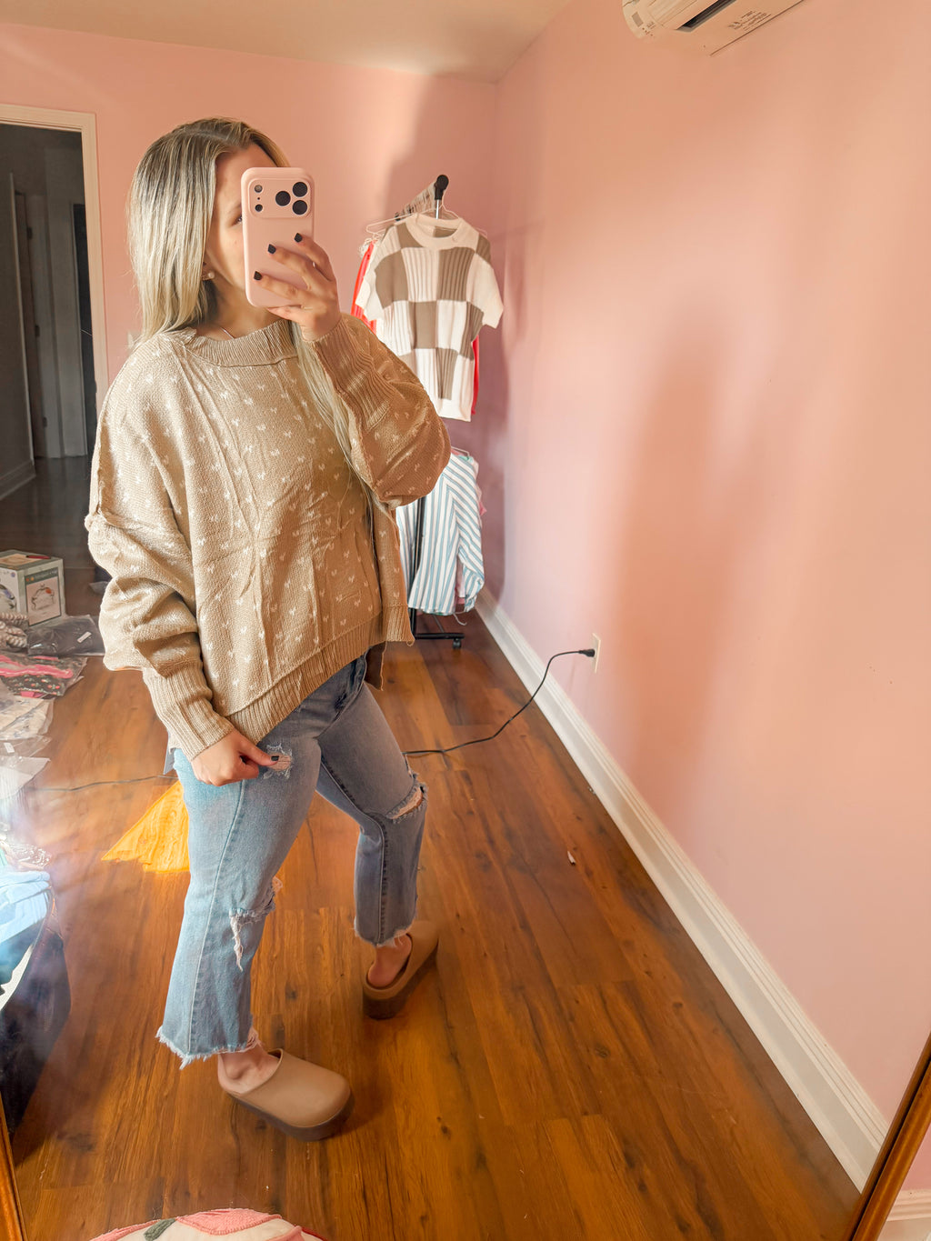 HEART SWEATER