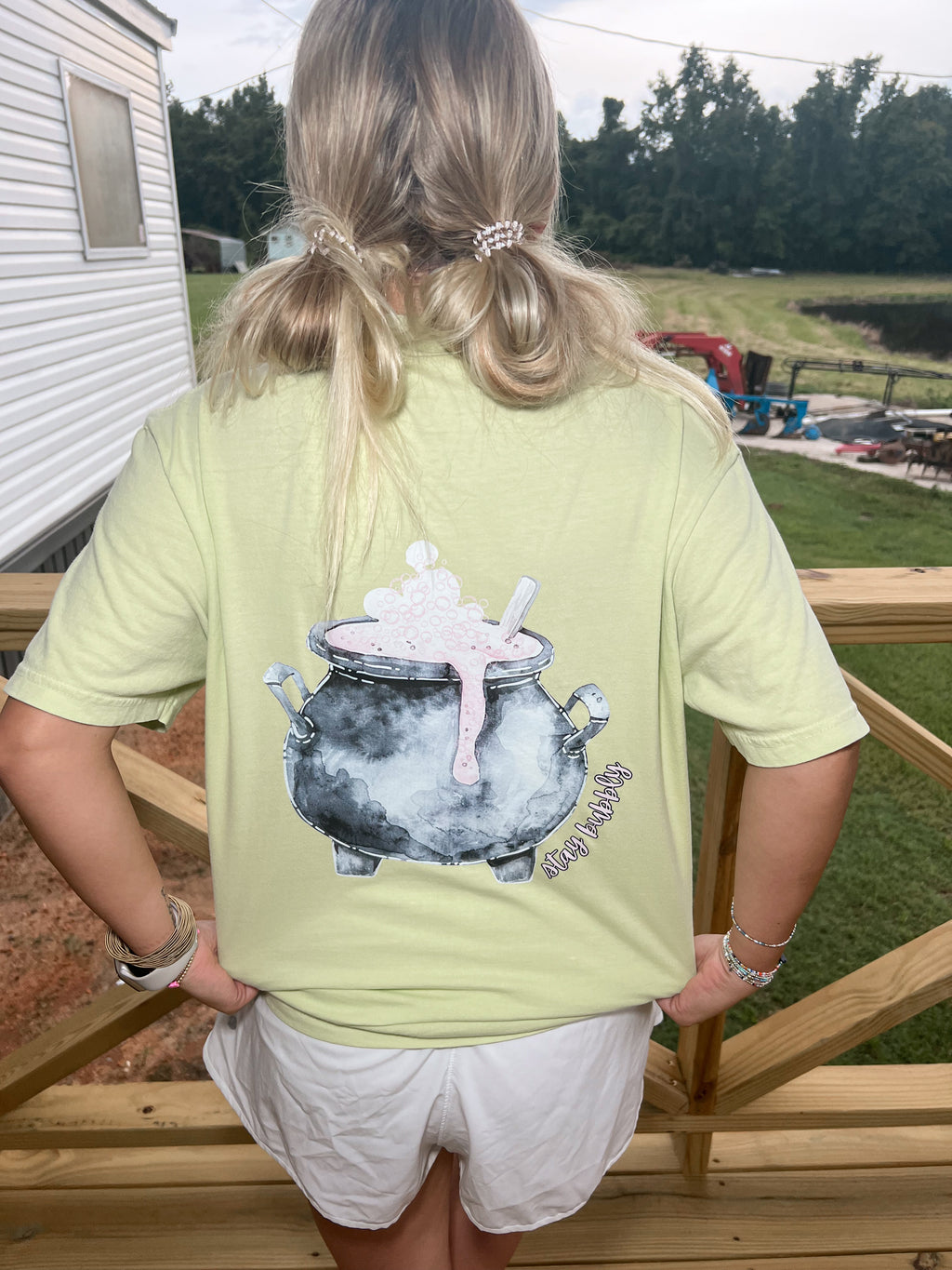 BUBBLY CAULDRON CC POCKET T