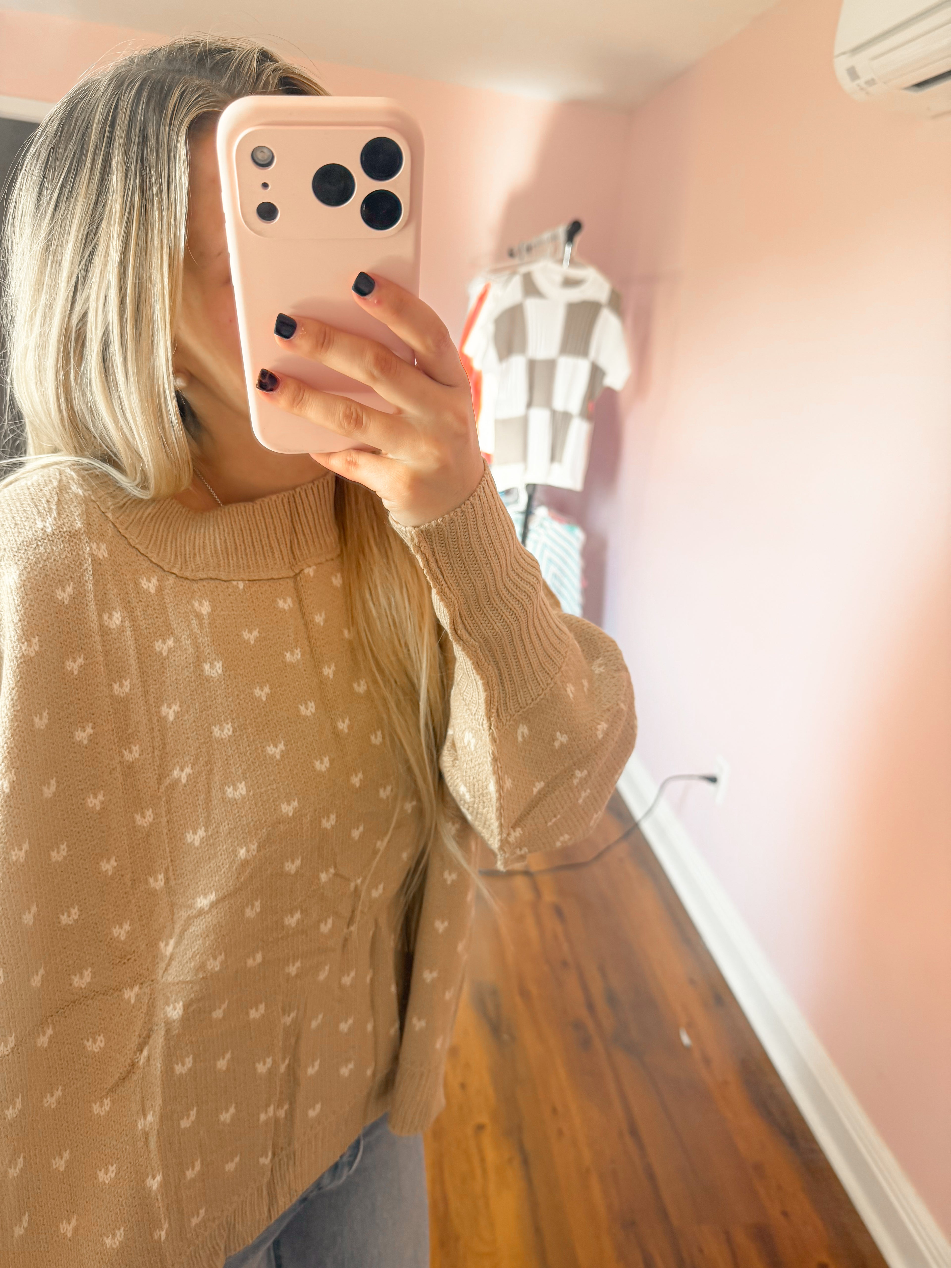 HEART SWEATER